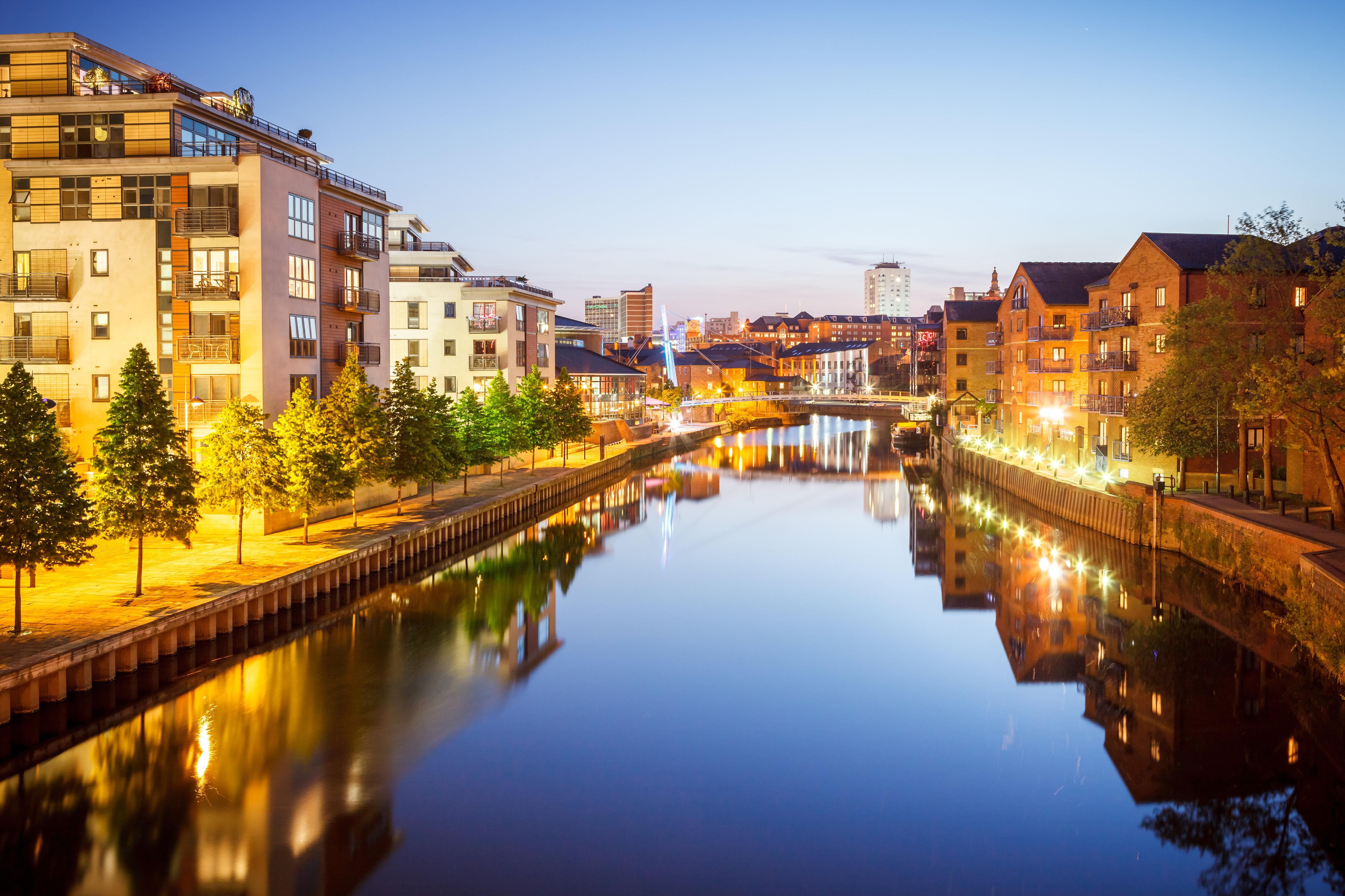 Express Leeds-east By Ihg Hotel