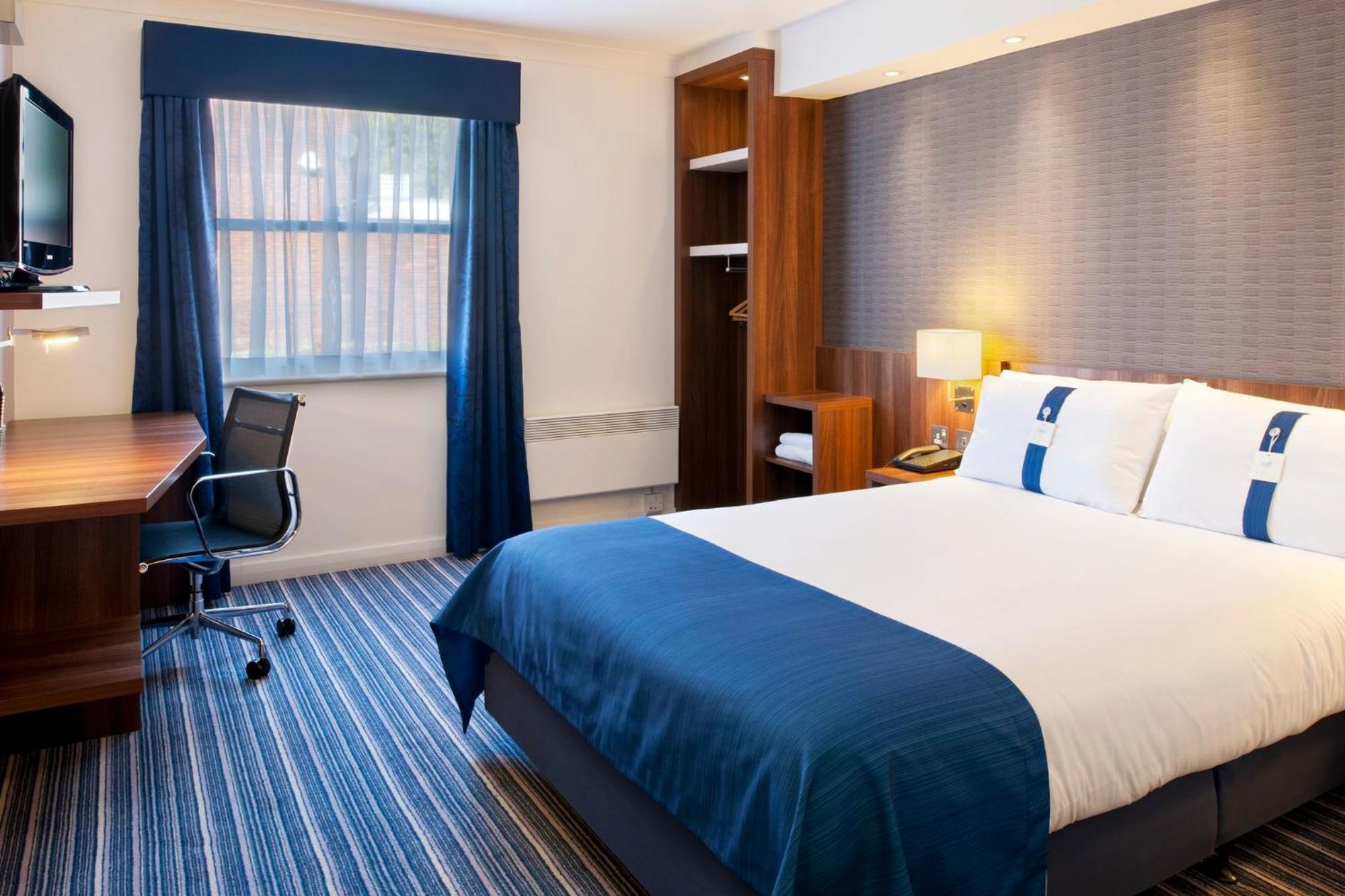 Express Leeds-east By Ihg