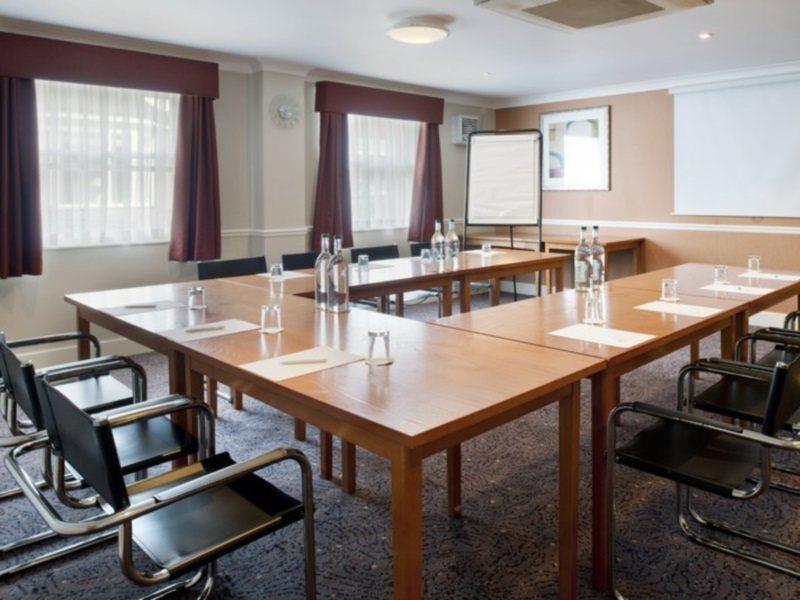 Express Leeds-east By Ihg Leeds (West Yorkshire)