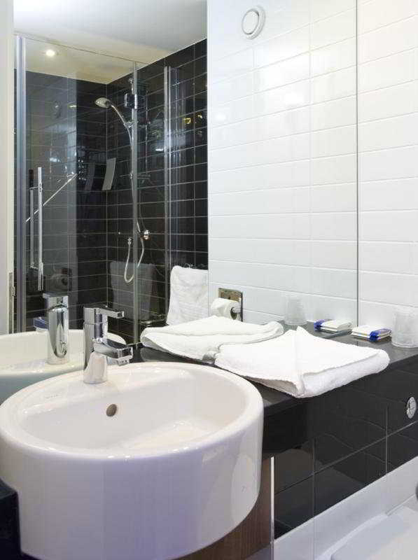 Express Leeds-east By Ihg Leeds (West Yorkshire)
